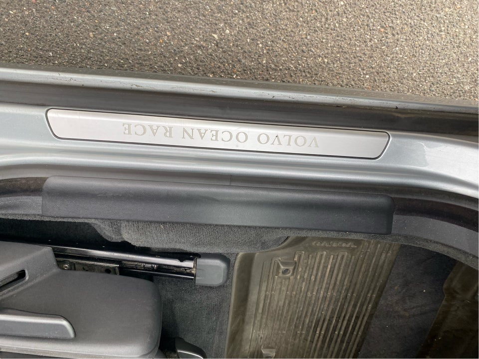 Volvo V70 1,6 T4 180 aut. 5d