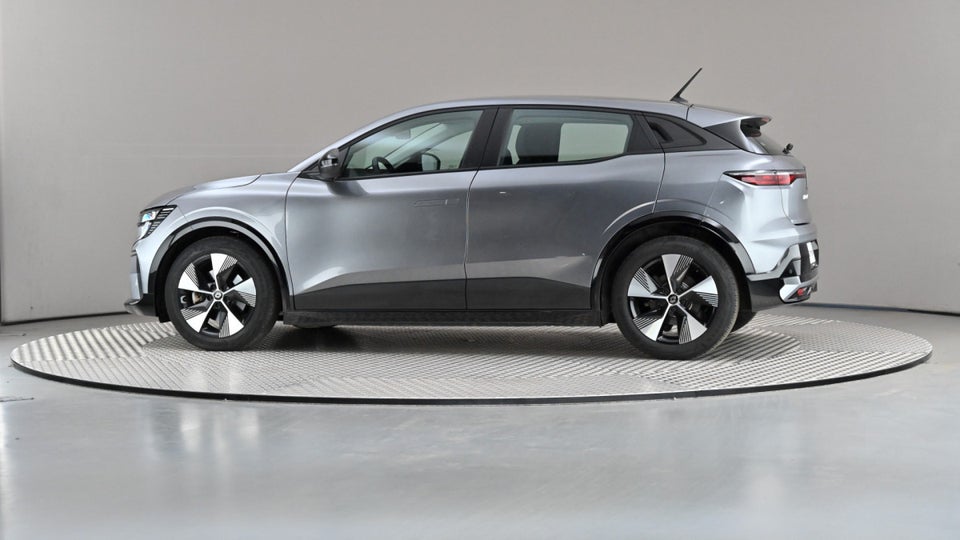 Renault Megane E-Tech 60 Equilibre 5d