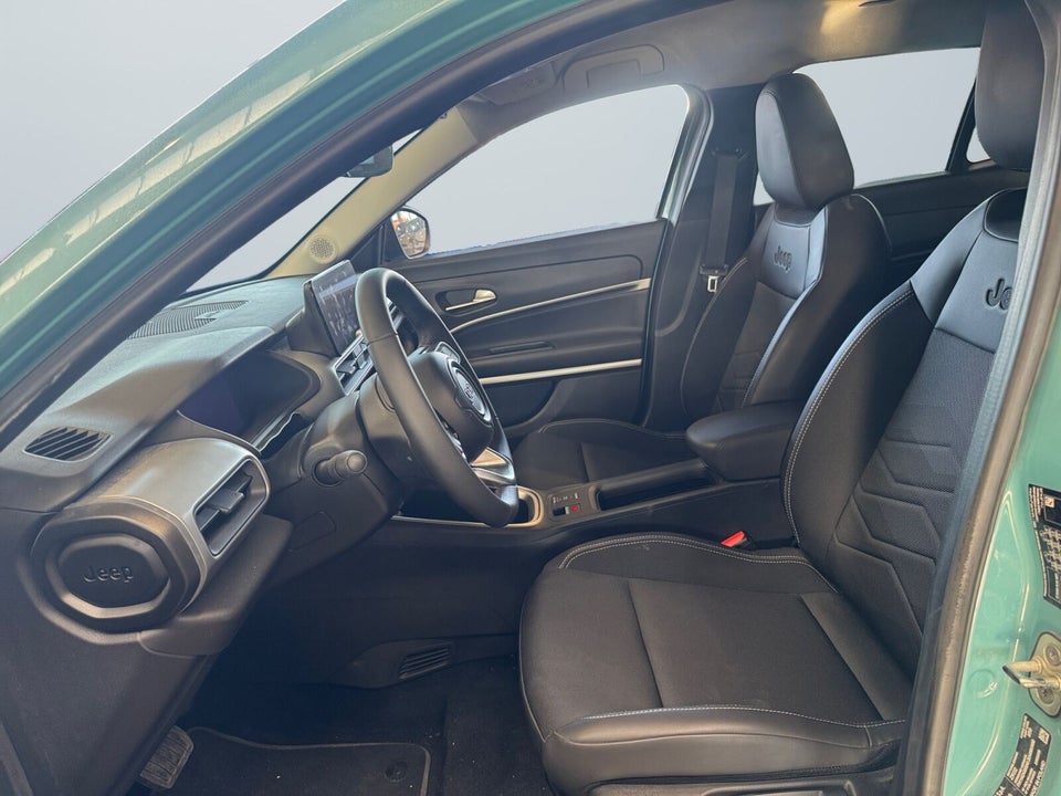 Jeep Avenger 54 Summit 5d