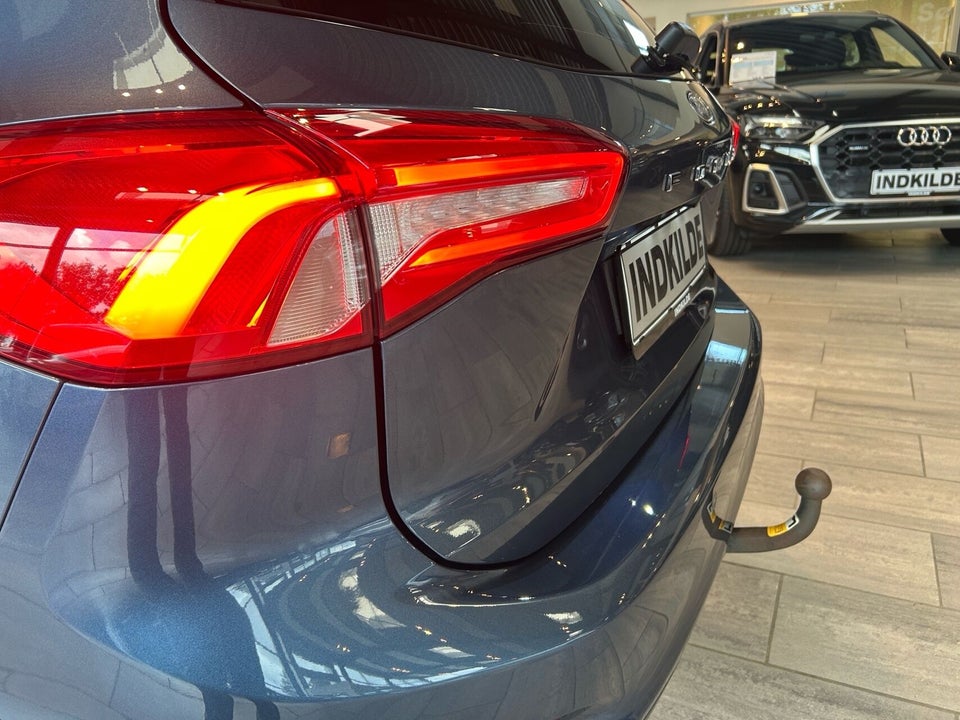 Ford Focus 1,0 EcoBoost mHEV Titanium stc. 5d