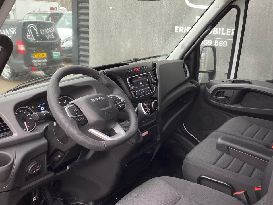 Iveco Daily 3,0 35C18 12m³ Van AG8