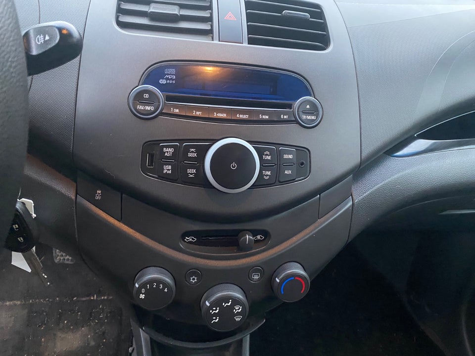 Chevrolet Spark 1,0 LS 5d