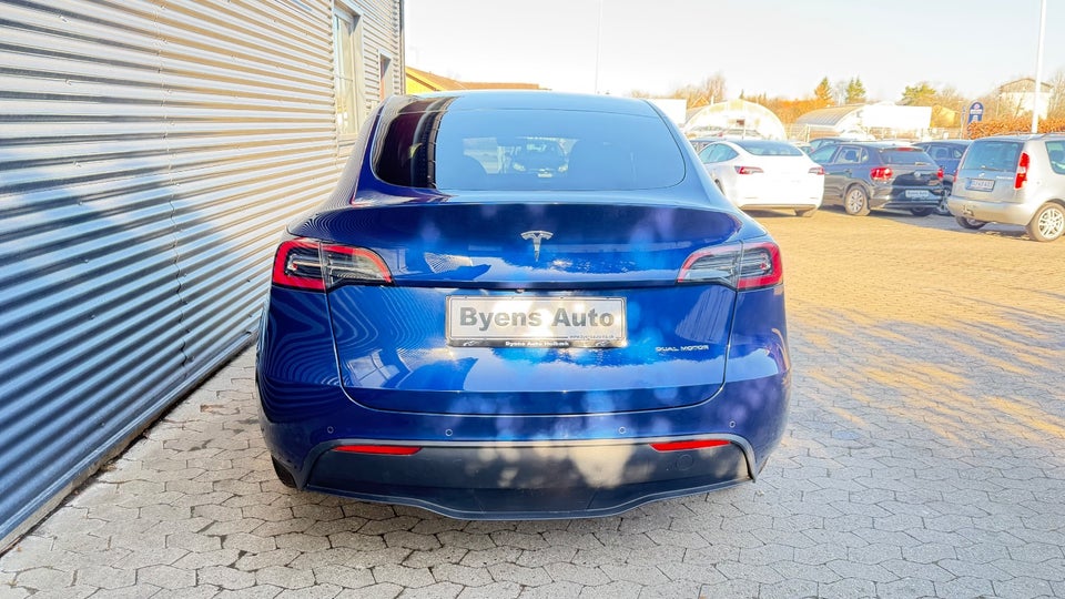 Tesla Model Y Long Range AWD 5d