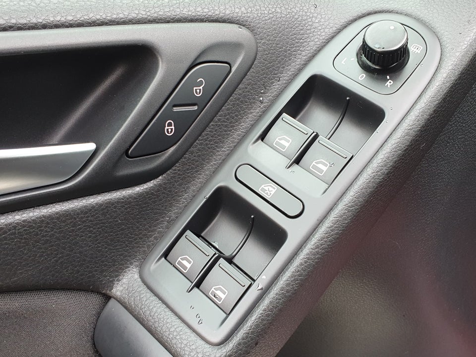 VW Golf VI 1,2 TSi 105 Comfortline BMT 5d