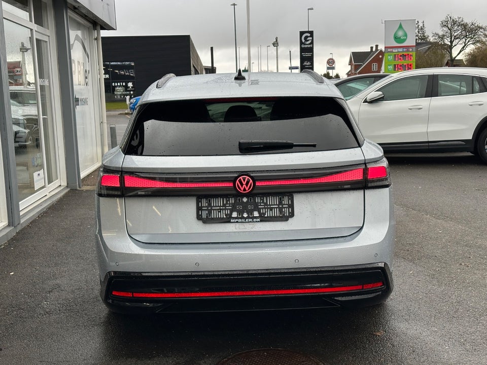 VW ID.7 77 Pro Tourer 5d