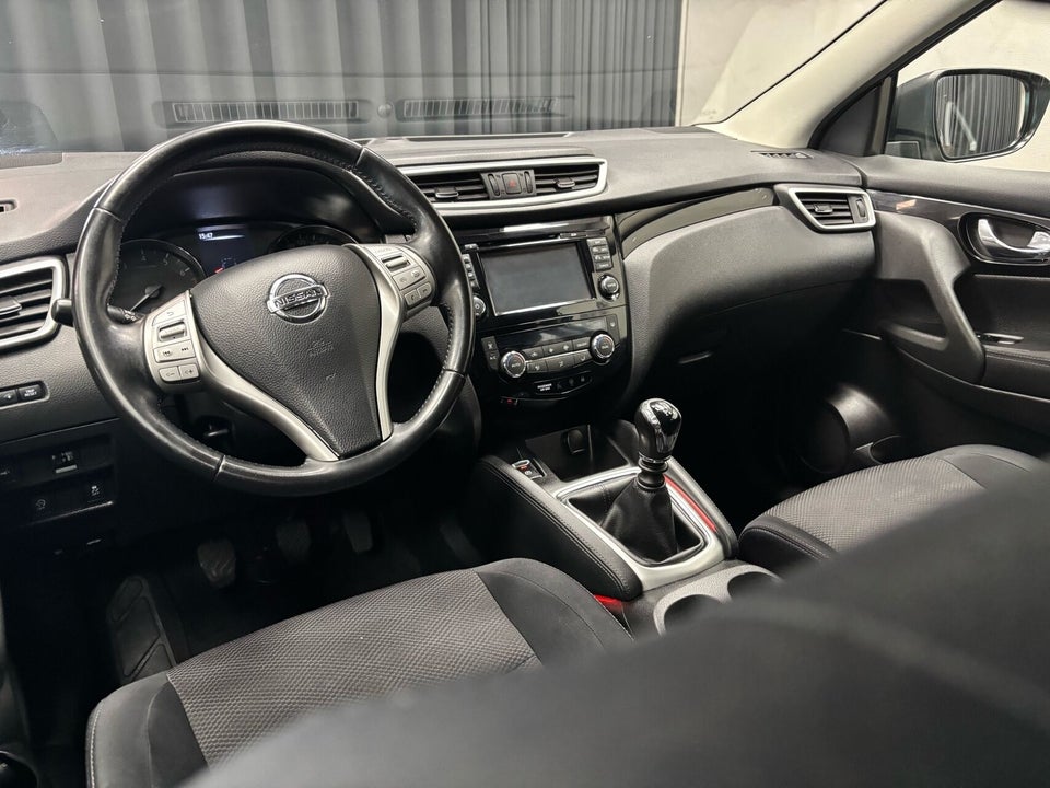 Nissan Qashqai 1,2 Dig-T 115 Acenta 5d