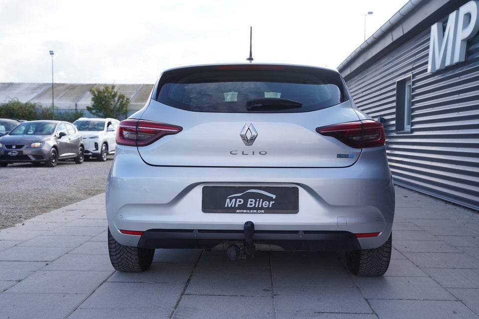 Renault Clio V 1,6 E-Tech Zen 5d