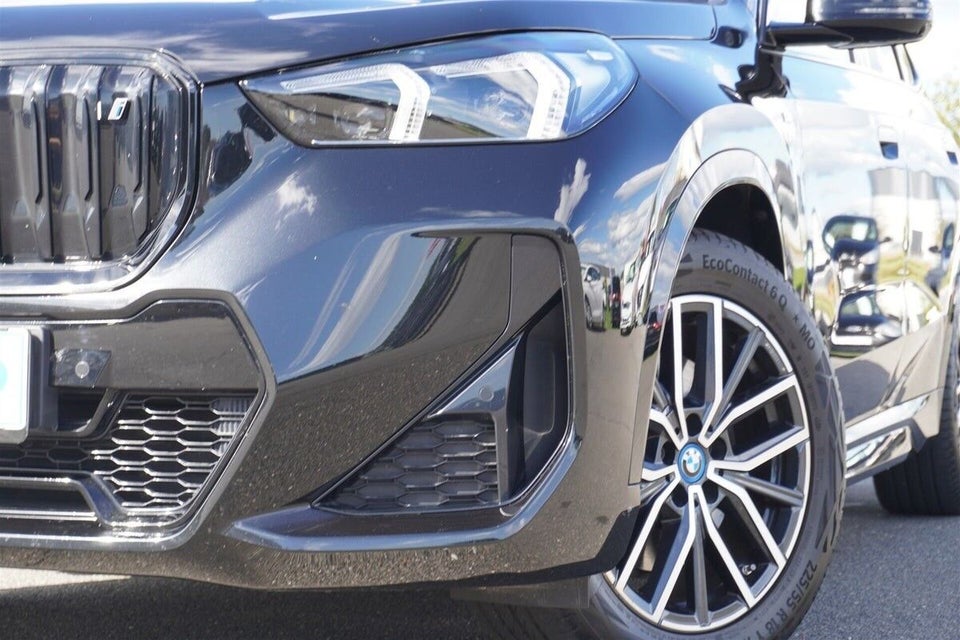 BMW iX1 xDrive30 M-Sport 5d