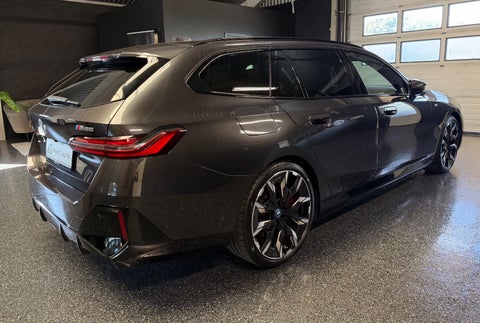 BMW i5 2024 — miniature 4