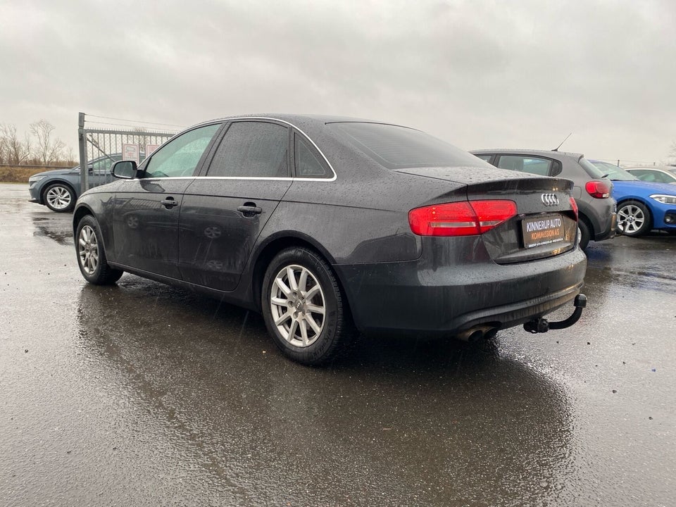 Audi A4 2,0 TDi 143 Multitr. 4d