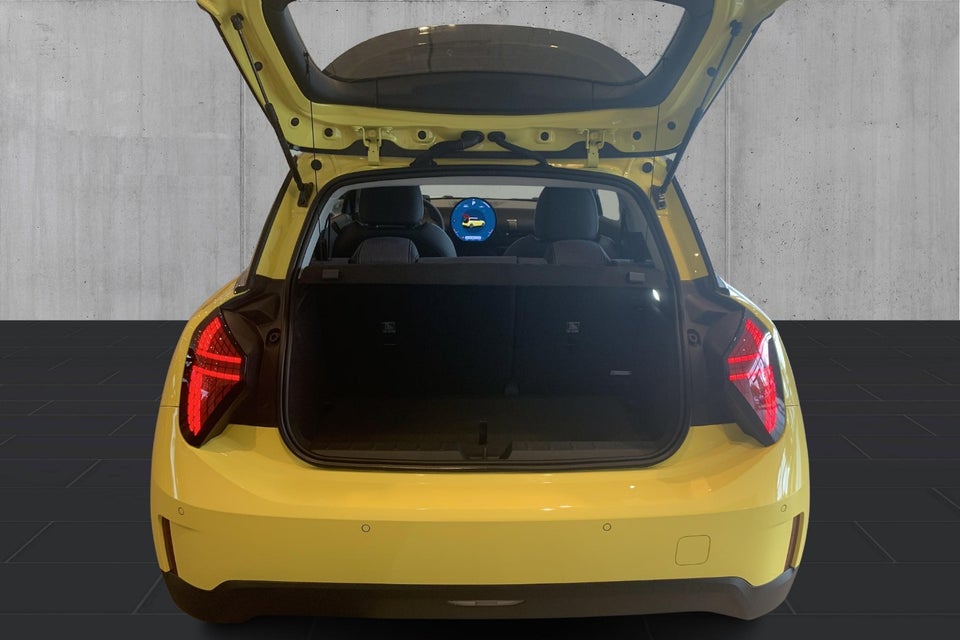 MINI Cooper E Classic Trim S 3d