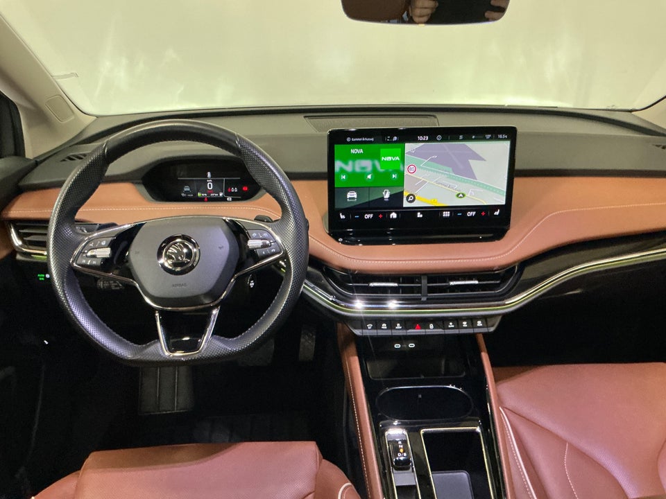 Skoda Enyaq 80 iV Plus ecoSuite 5d