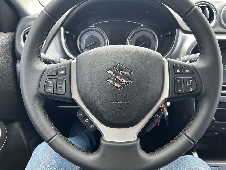 Suzuki Vitara 1,4 mHybrid Active 5d