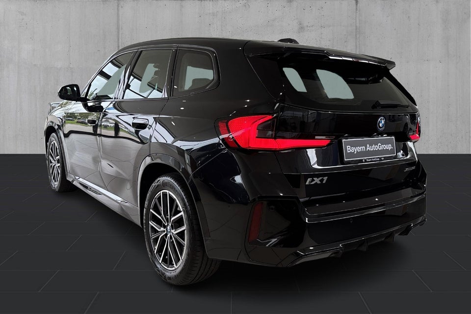 BMW iX1 xDrive30 M-Sport 5d