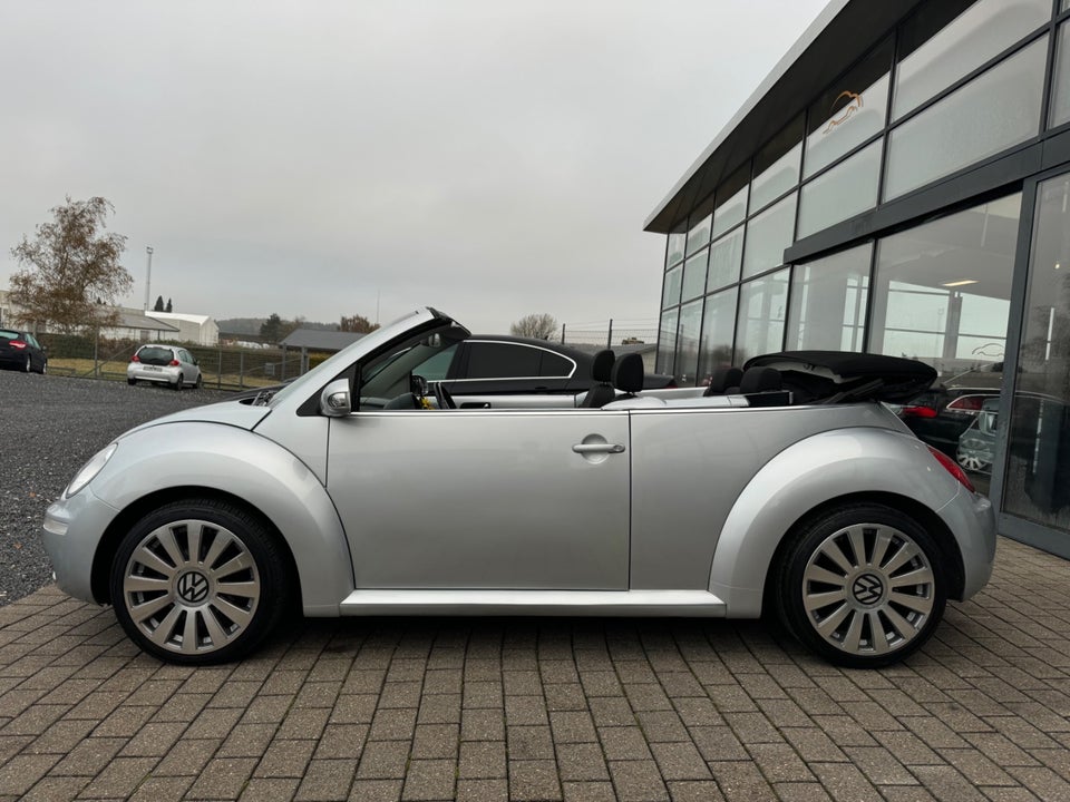 VW New Beetle 1,9 TDi 105 Highline Cabriolet 2d