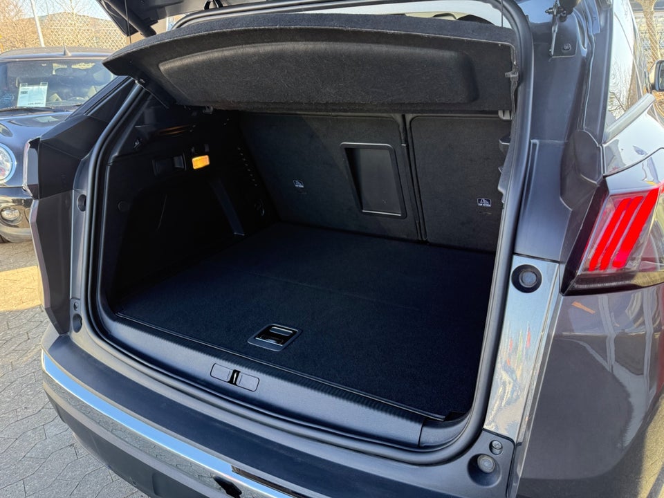 Peugeot 3008 1,6 Hybrid Allure Pack EAT8 5d