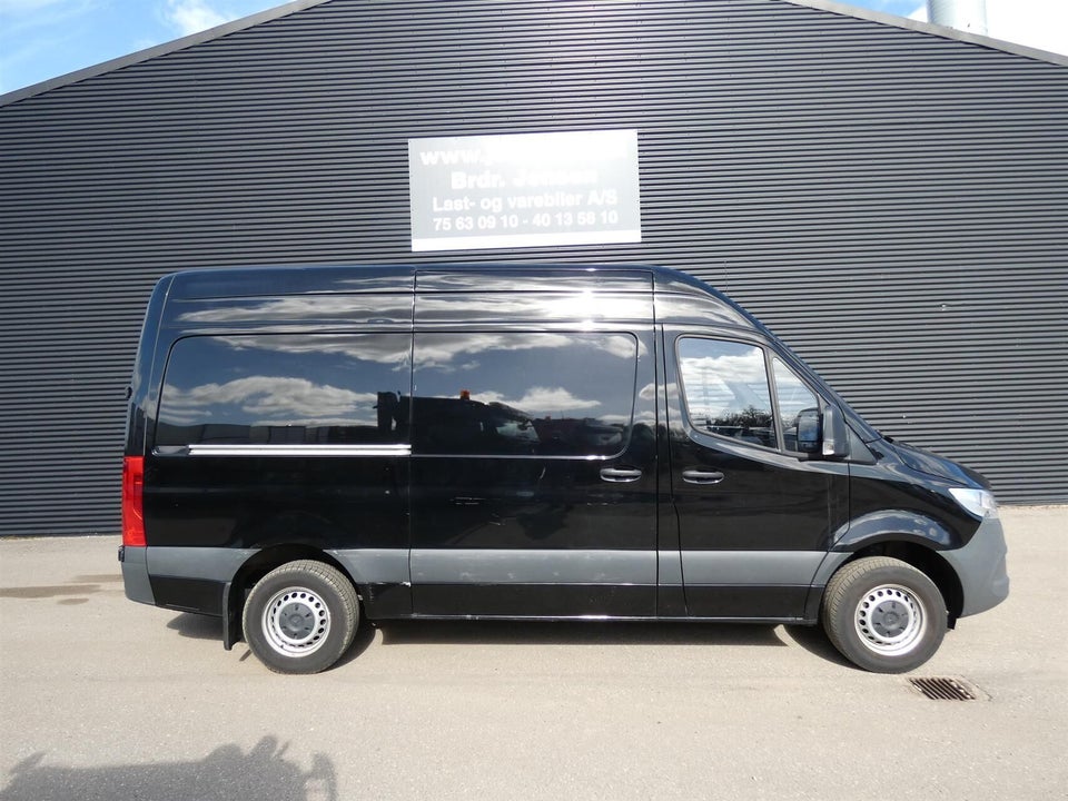 Mercedes Sprinter 317 2,0 CDi A2 Kassevogn aut. RWD