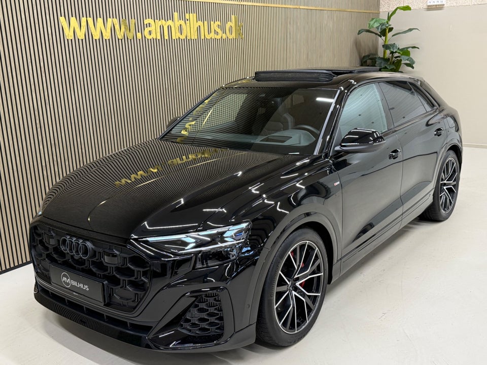 Audi Q8 60 TFSie S-line Edition quattro Tiptr. 5d