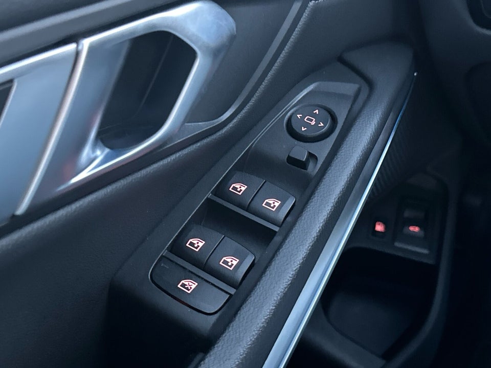 BMW 330e 2,0 Touring Sport Line aut. 5d