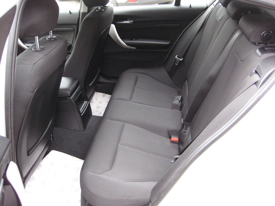 BMW 118i 1,5 aut. 5d