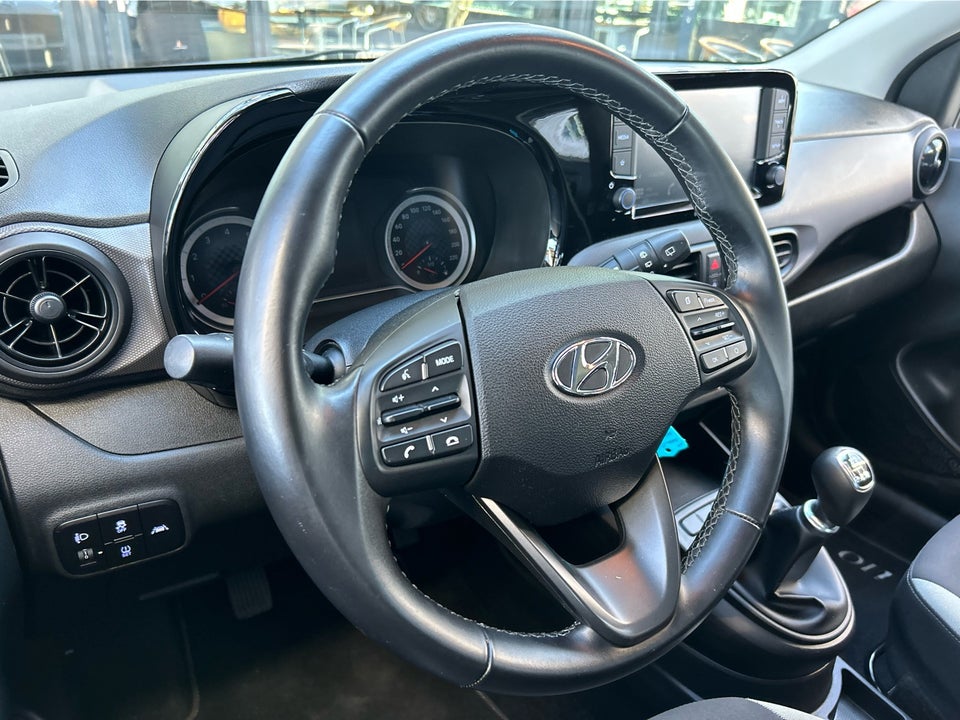 Hyundai i10 1,0 MPi Essential AMT 5d