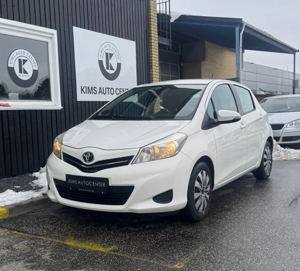 Toyota Yaris 1,0 VVT-i T2 Touch 5d