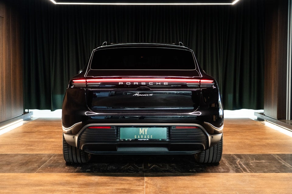 Porsche Macan 4 5d