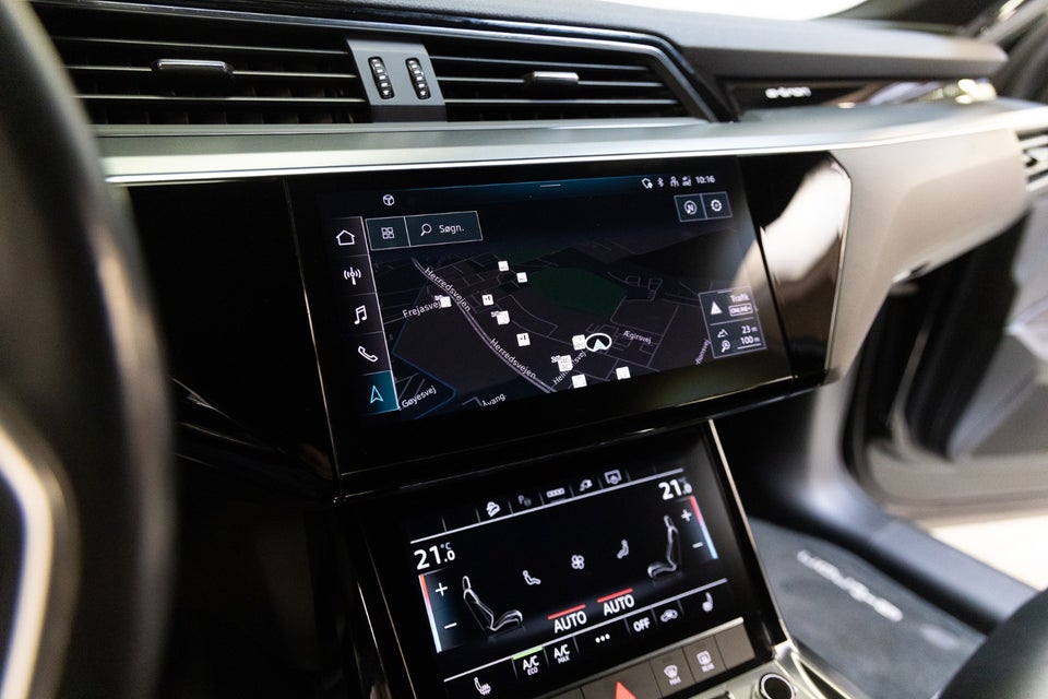 Audi Q8 e-tron 50 Advanced quattro 5d