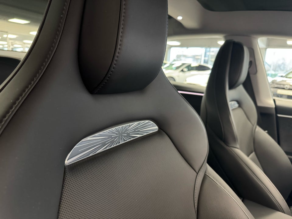 Tesla Model 3 Performance AWD 4d