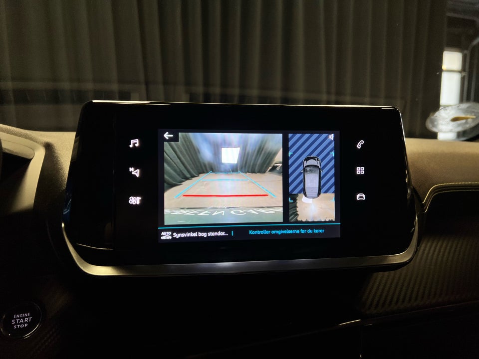 Peugeot e-208 50 GT 5d