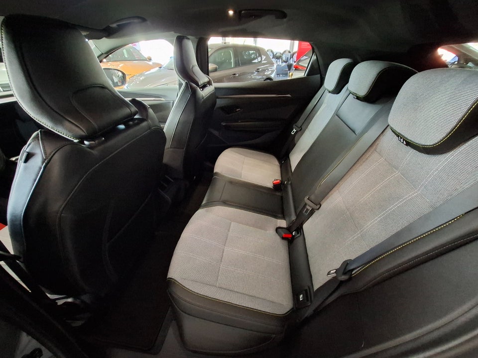 Renault Megane E-Tech 60 Techno 5d