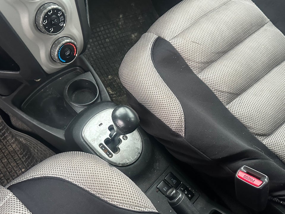 Toyota Yaris 1,4 D-4D Luna M/M 3d