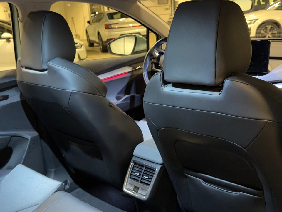 Skoda Enyaq 80 iV Loft 5d