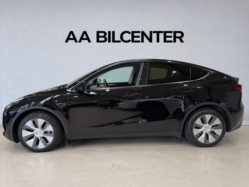 Tesla Model Y Long Range AWD 5d