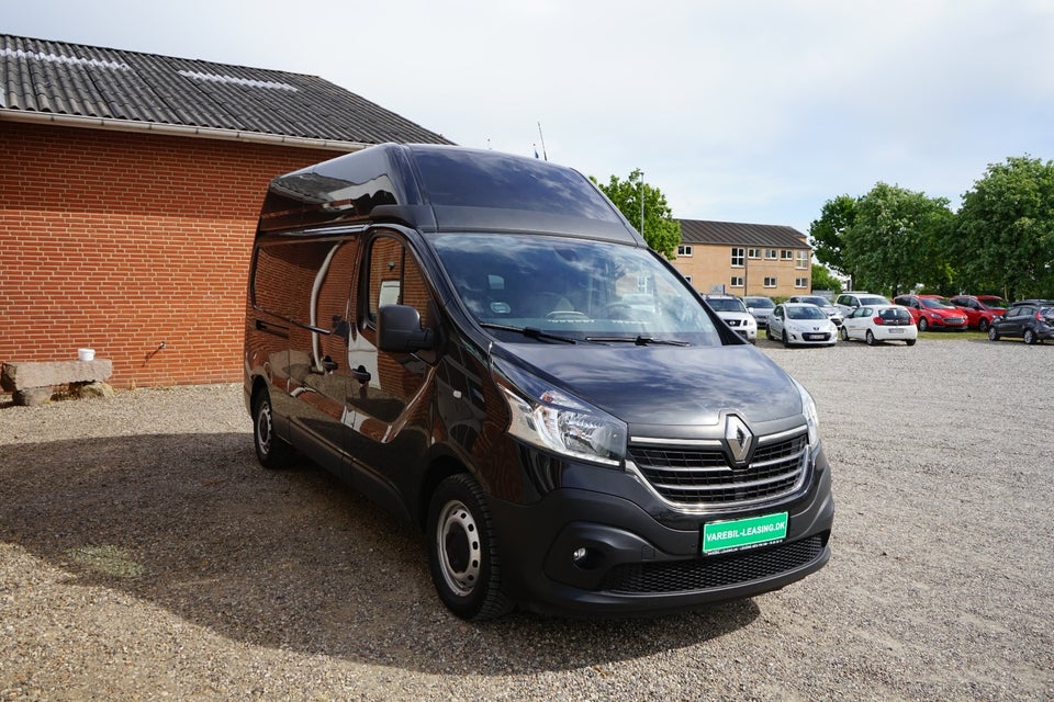 Renault Trafic T29 2,0 dCi 145 L2H2