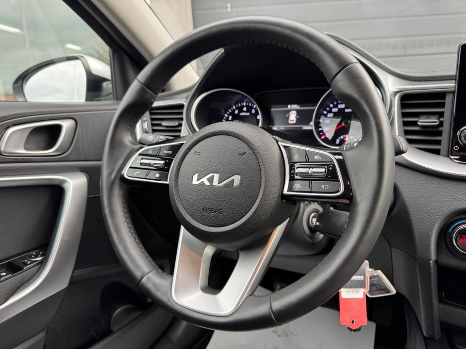 Kia Ceed 1,5 T-GDi Prestige SW 5d