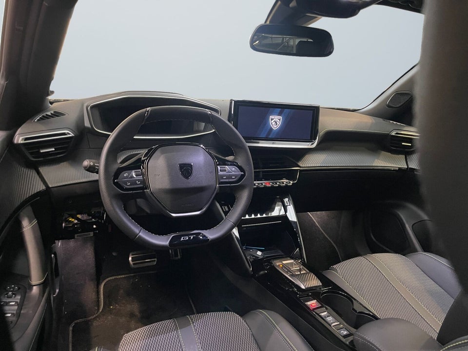 Peugeot e-2008 54 GT 5d