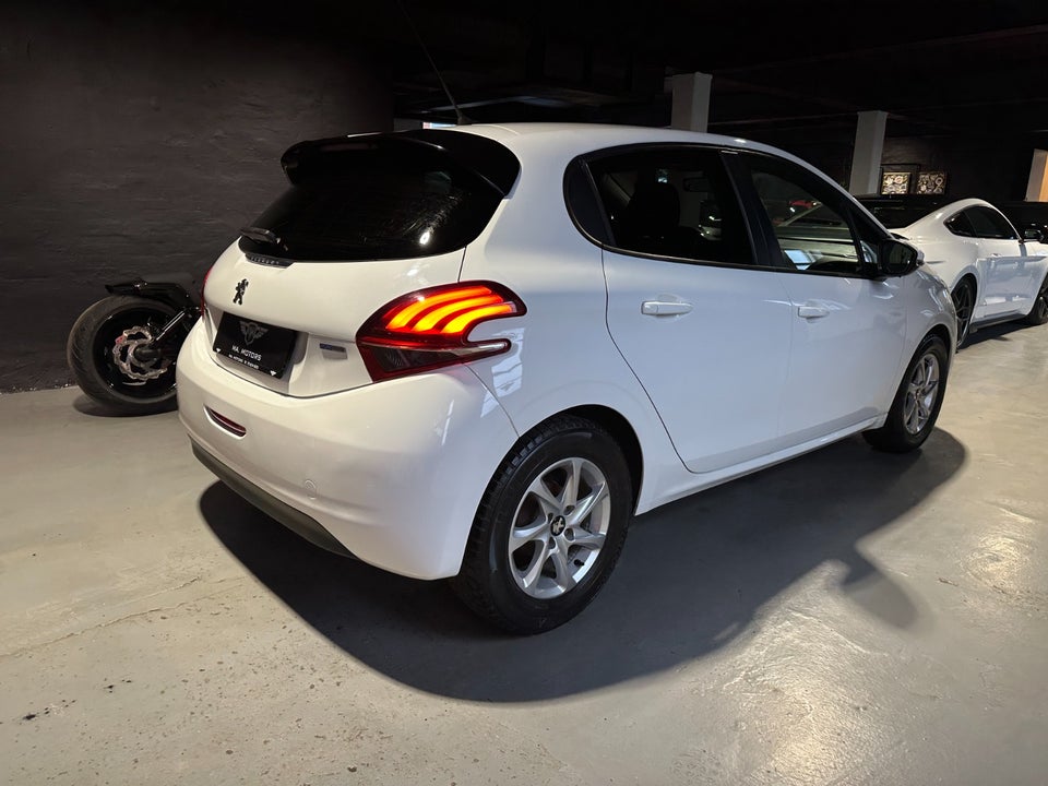 Peugeot 208 1,2 VTi 82 Active 5d