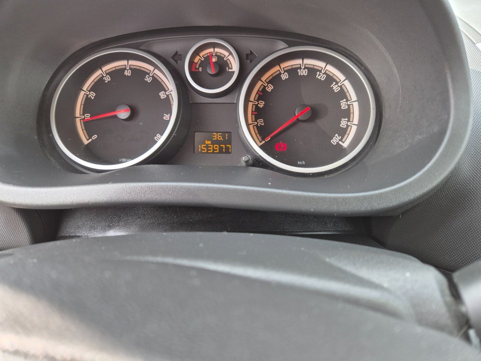 Opel Corsa 1,0 12V Enjoy 3d