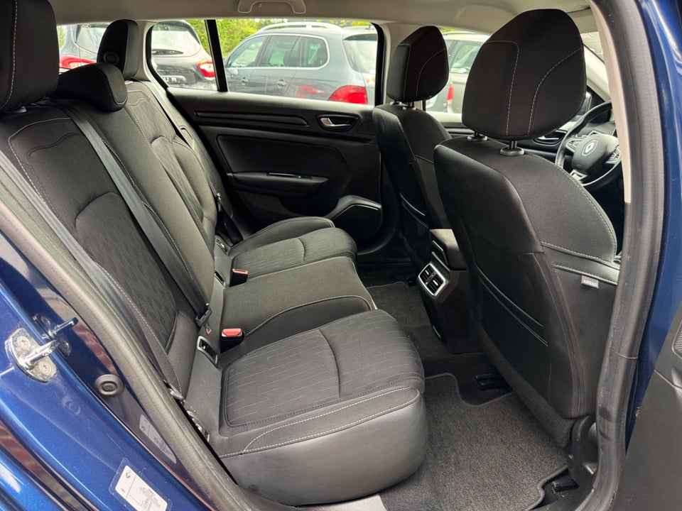 Renault Megane IV 1,3 TCe 140 Limited Sport Tourer 5d