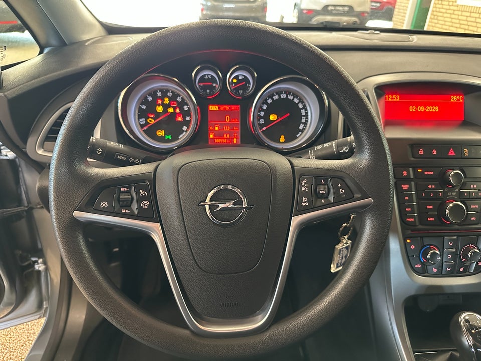 Opel Astra 1,4 T 140 Enjoy 5d