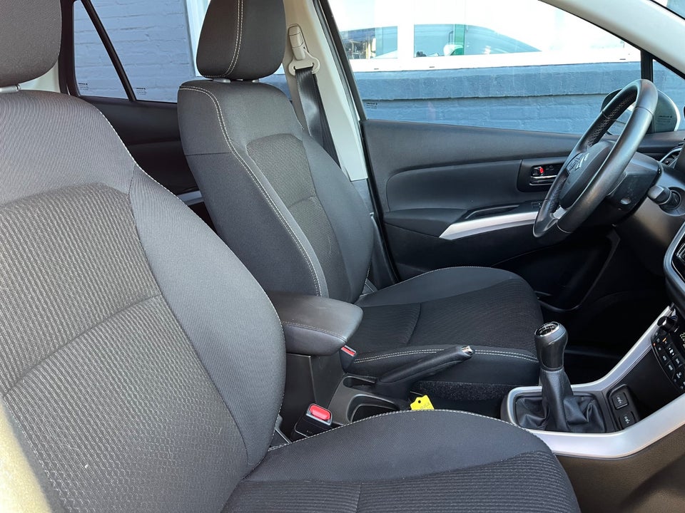 Suzuki S-Cross 1,0 Boosterjet Active 5d