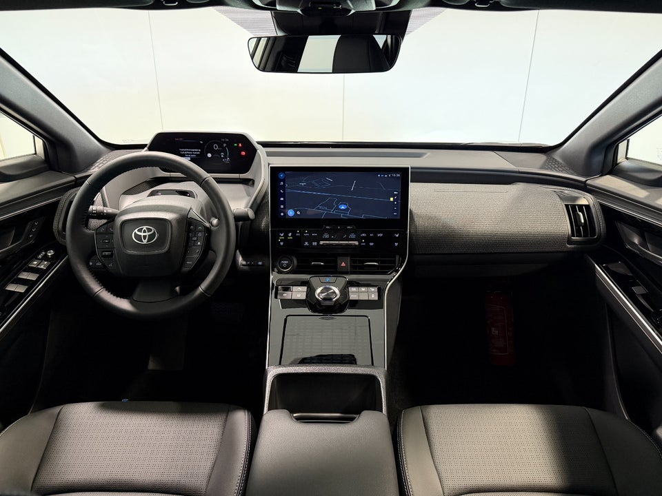 Toyota bZ4X Executive 5d