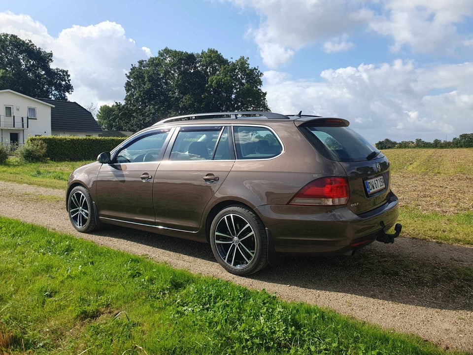 VW Golf VI 1,6 TDi 105 Trendline Variant BMT 5d