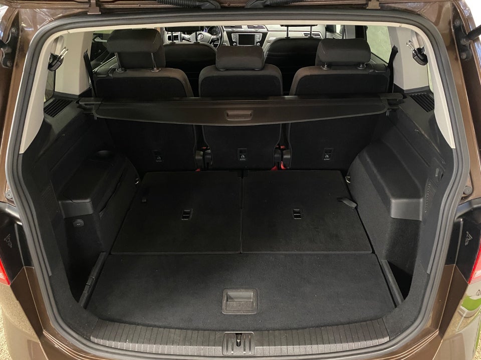 VW Touran 1,2 TSi 110 Comfortline 7prs 5d