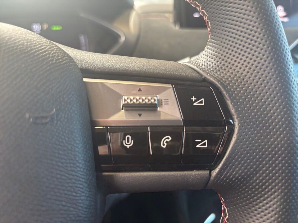 DS DS 3 CrossBack 54 E-Tense Rivoli 5d