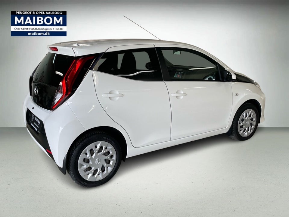 Toyota Aygo 1,0 VVT-i x-pression x-shift 5d