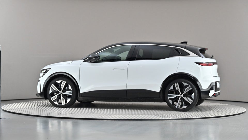 Renault Megane E-Tech 60 Iconic 5d