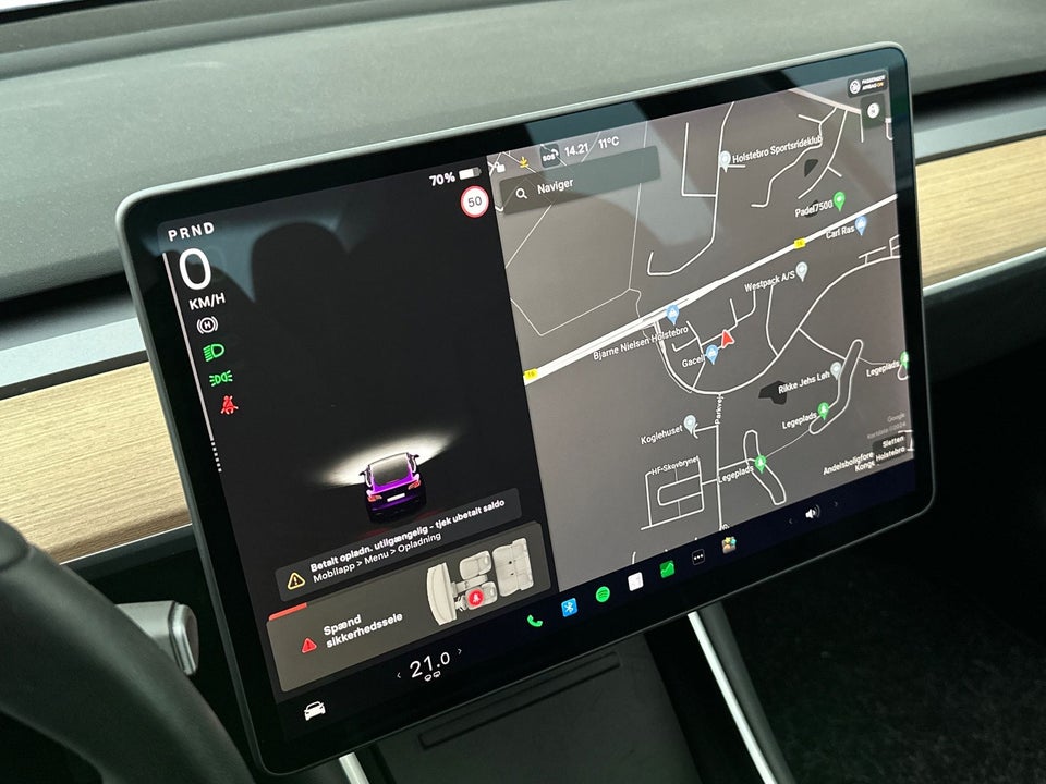 Tesla Model 3 Standard Range+ RWD 4d