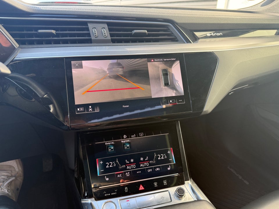 Audi e-tron 55 S-line Sportback quattro 5d